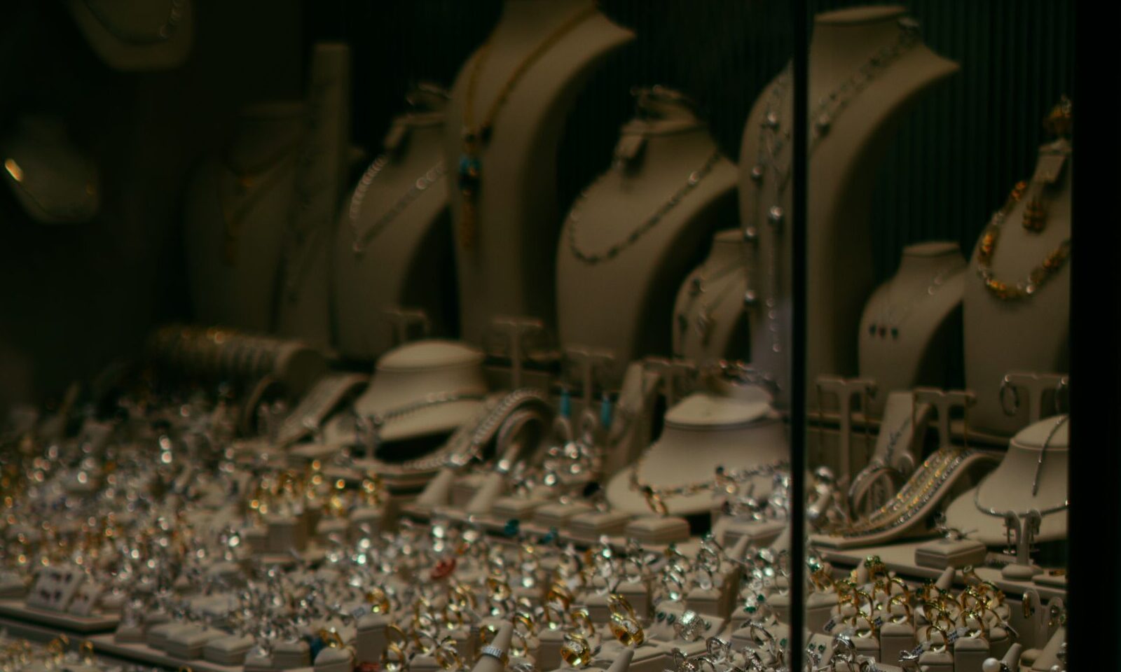 MadaLuxe acquires majority stake in jewellery brand Ippolita